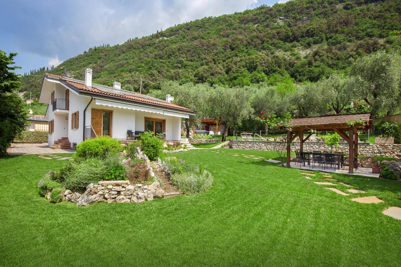 Villa Fani-Wellness & Relax Malcesine Exterior foto
